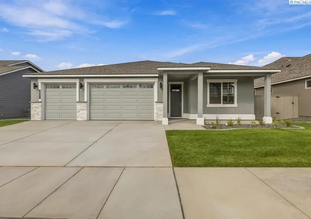 Photo 1 of Single family home for sale at 2921 Halfway Ave, Richland, WA 99354 | MLS# PAC297168 | Listing updated on 2026-10-22