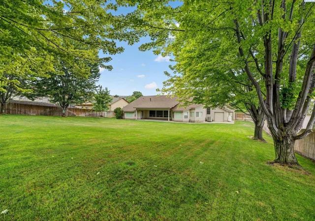 Photo 2 of Single family home for sale at 361 Rachel, Kennewick, WA 99338 | MLS# PAC297173 | Listing updated on 2026-10-14