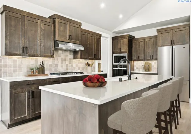 Photo 3 of Single family home for sale at 2929 Halfway Ave, Richland, WA 99354 | MLS# PAC297186 | Listing updated on 2026-10-22
