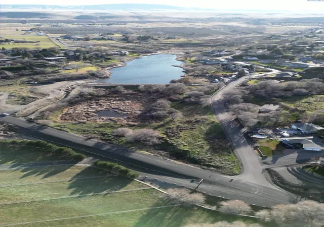 Photo 2 of Land for sale at 4174 S Kingwood St, Kennewick, WA 99337 | MLS# PAC297193 | Listing updated on 2026-10-15