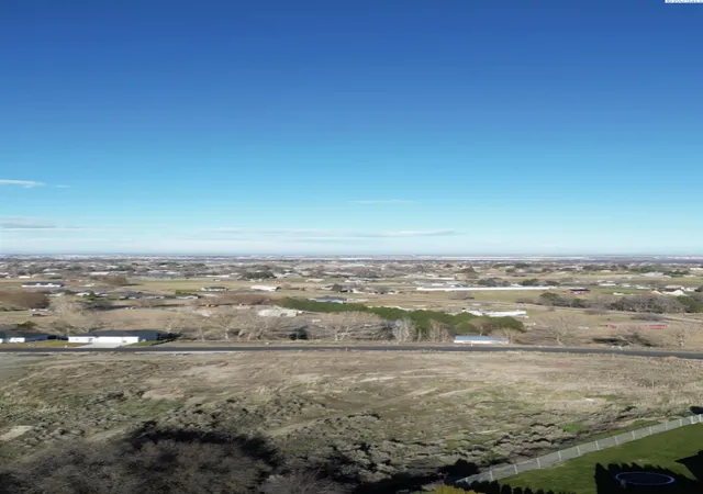 Photo 3 of Land for sale at 4174 S Kingwood St, Kennewick, WA 99337 | MLS# PAC297193 | Listing updated on 2026-10-15