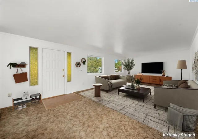 Photo 3 of Sale Pending at 5401 Fern Loop, West Richland, WA 99353 | MLS# PAC297203 | Listing updated on 2026-10-21