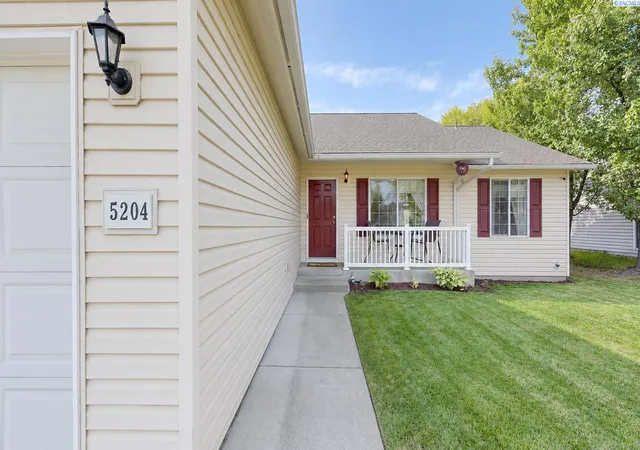 Photo 1 of Single family home for sale at 5204 Bakerloo Ln, Pasco, WA 99301 | MLS# PAC297212 | Listing updated on 2026-10-22