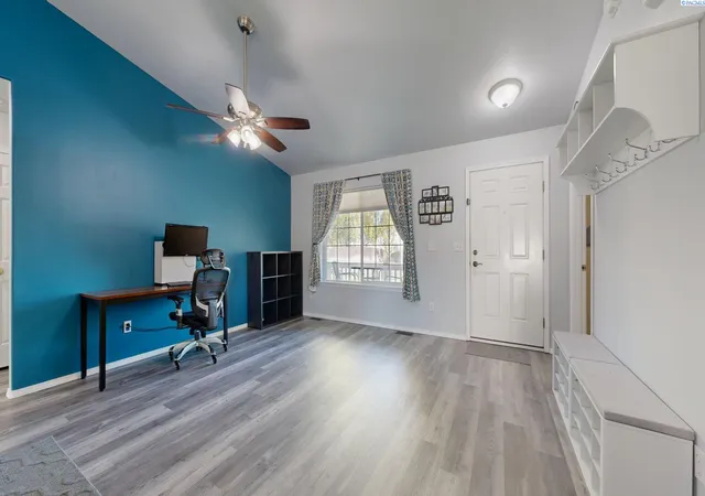 Photo 4 of Single family home for sale at 5204 Bakerloo Ln, Pasco, WA 99301 | MLS# PAC297212 | Listing updated on 2026-10-22
