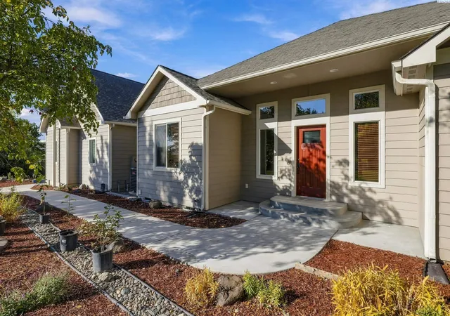 Photo 3 of Single family home for sale at 44404 N 280 Prairie Ne, Benton City, WA 99320 | MLS# PAC297214 | Listing updated on 2026-10-20