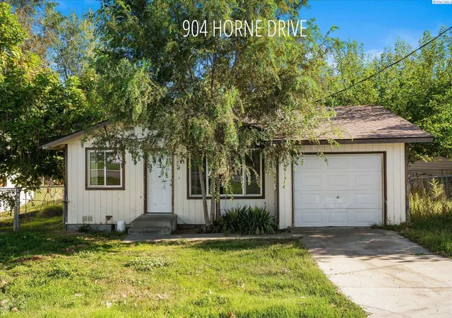 Photo 4 of Multi family home for sale at 1313 Della Ave, Benton City, WA 99320 | MLS# PAC297226 | Listing updated on 2026-10-20