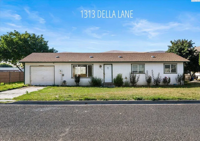 Photo 1 of Multi family home for sale at 1314 Della Ave, Benton City, WA 99320 | MLS# PAC297232 | Listing updated on 2026-10-20