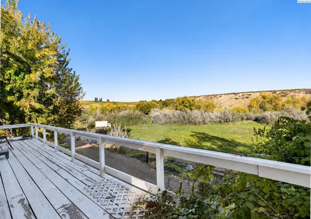Photo 3 of Single family home for sale at 87004 W Mccreadie Rd, Prosser, WA 99350 | MLS# PAC297238 | Listing updated on 2026-10-17