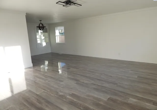 Photo 2 of Single family home for sale at 1915 N 19th Avenue, Pasco, WA 99301 | MLS# PAC297240 | Listing updated on 2026-10-17