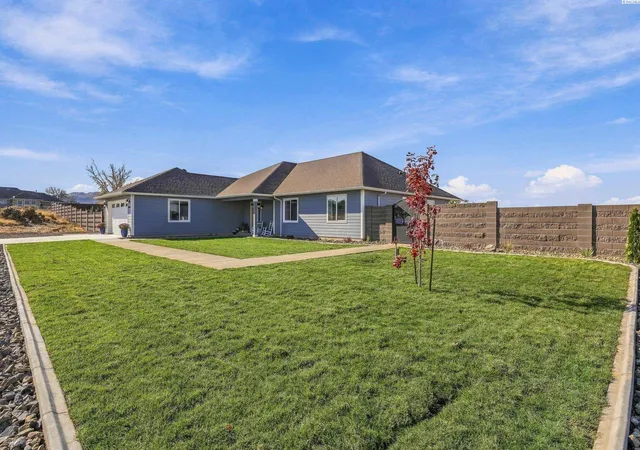 Photo 4 of Single family home for sale at 108735 E 228 Prairie SE, Kennewick, WA 99338 | MLS# PAC297260 | Listing updated on 2026-10-23