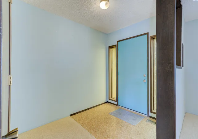 Photo 3 of Single family home for sale at 511 W 45th Avenue, Kennewick, WA 99337 | MLS# PAC297261 | Listing updated on 2026-10-29