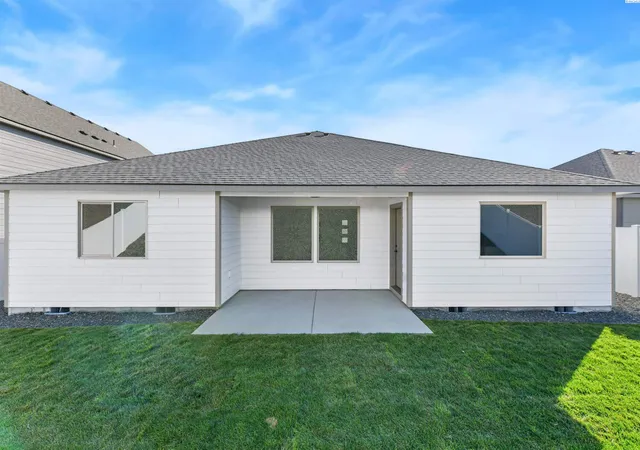 Photo 2 of Single family home for sale at 716 Honeylicious St, Richland, WA 99352 | MLS# PAC297270 | Listing updated on 2026-10-20