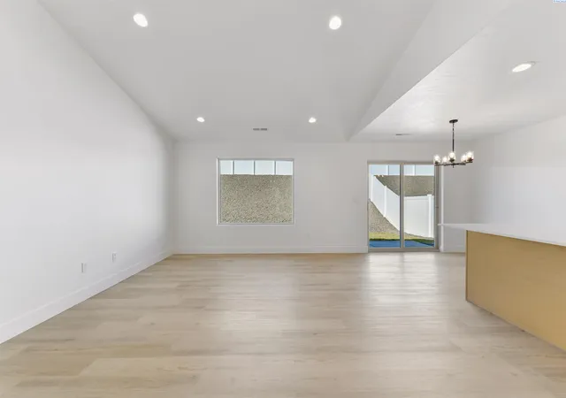 Photo 25 of Single family home for sale at 722 Honeylicious St, Richland, WA 99352 | MLS# PAC297278 | Listing updated on 2026-10-22