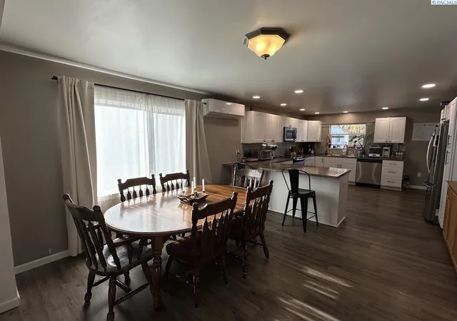 Photo 3 of Single family home for sale at 1715 N Cedar St, Colfax, WA 99111 | MLS# PAC297288 | Listing updated on 2026-10-20