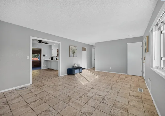 Photo 4 of Single family home for sale at 512 Road 35, Pasco, WA 99301 | MLS# PAC297297 | Listing updated on 2026-10-23