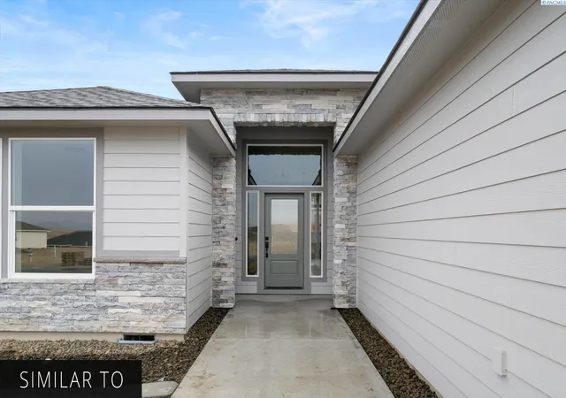 Photo 2 of Single family home for sale at 12806 Rock Crk Dr, Pasco, WA 99301 | MLS# PAC297300 | Listing updated on 2026-10-22