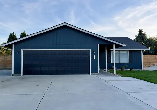 Photo 1 of Single family home for sale at 6116 Fenway Dr, Pasco, WA 99301 | MLS# PAC297307 | Listing updated on 2026-10-21