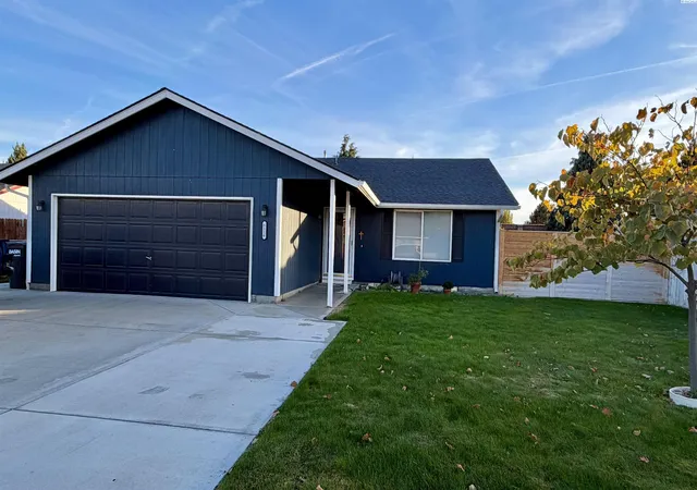 Photo 2 of Single family home for sale at 6116 Fenway Dr, Pasco, WA 99301 | MLS# PAC297307 | Listing updated on 2026-10-21