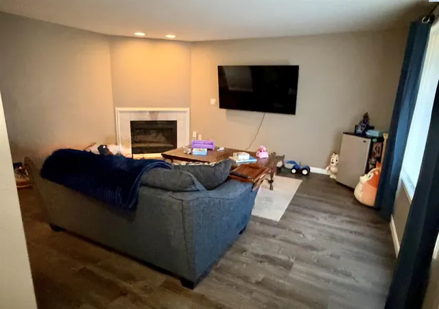 Photo 3 of Single family home for sale at 6116 Fenway Dr, Pasco, WA 99301 | MLS# PAC297307 | Listing updated on 2026-10-21