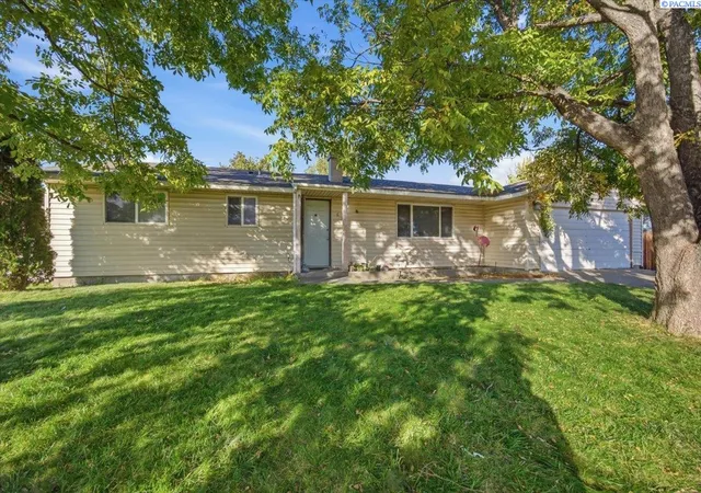 Photo 2 of Single family home for sale at 6105 W Melville Rd, Pasco, WA 99301 | MLS# PAC297316 | Listing updated on 2026-10-25