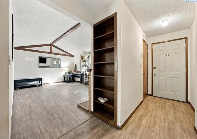 Photo 4 of Single family home for sale at 6105 W Melville Rd, Pasco, WA 99301 | MLS# PAC297316 | Listing updated on 2026-10-25