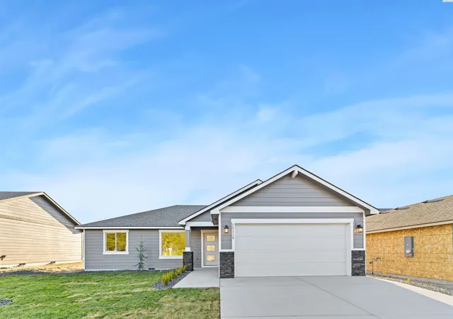 Photo 1 of Single family home for sale at 10116 Sunset Trl, Pasco, WA 99301 | MLS# PAC297322 | Listing updated on 2026-10-23