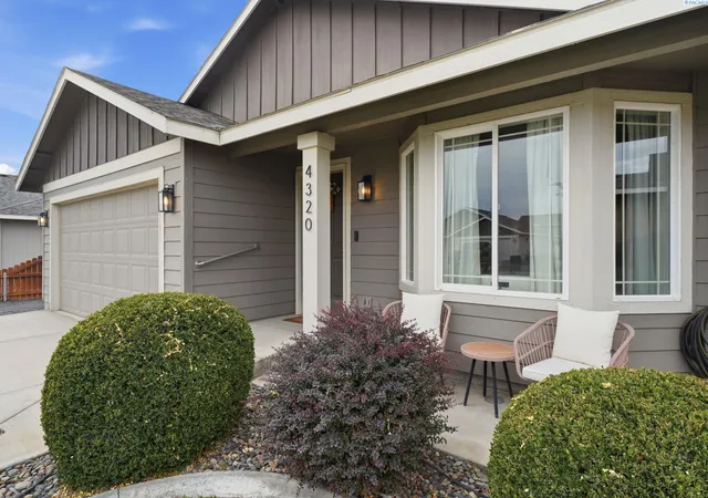 Photo 3 of Single family home for sale at 4320 Montgomery Ln, Pasco, WA 99301 | MLS# PAC297323 | Listing updated on 2026-10-22