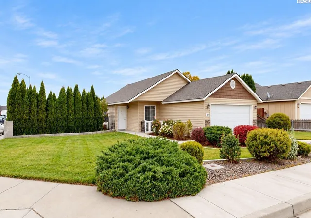 Photo 1 of Sale Pending at 2507 Parkview Blvd, Pasco, WA 99301 | MLS# PAC297328 | Listing updated on 2026-10-25