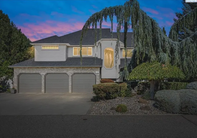 Single family home for sale at 1401 Road 79, Pasco, WA 99301 | MLS# PAC297329