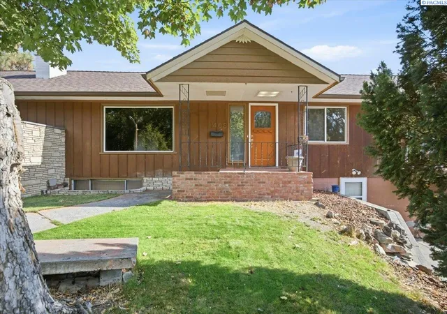 Photo 1 of Single family home for sale at 1408 Hunt Ave, Richland, WA 99354 | MLS# PAC297342 | Listing updated on 2026-10-22