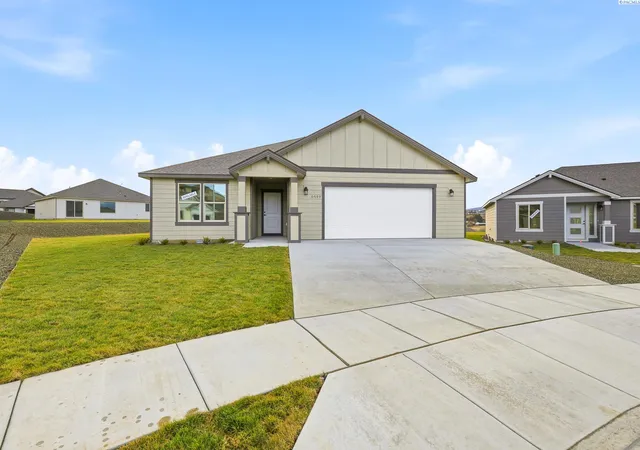Photo 1 of Single family home for sale at 6449 W 29th Court, Kennewick, WA 99338 | MLS# PAC297352 | Listing updated on 2026-10-27