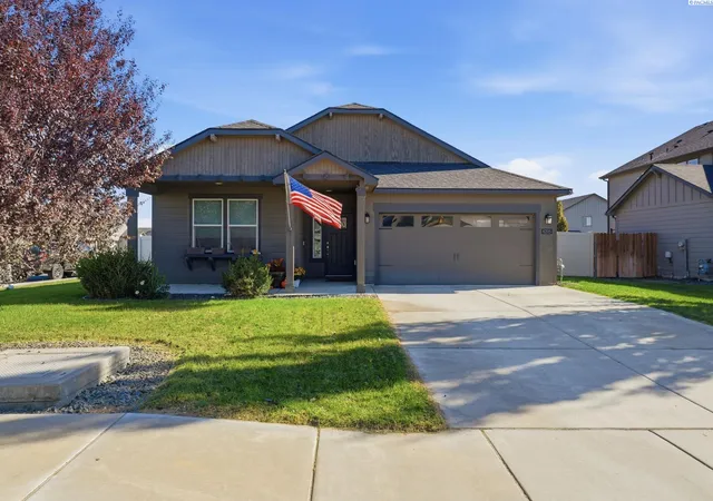 Photo 1 of Single family home for sale at 6205 Rockrose Ln, Pasco, WA 99301 | MLS# PAC297358 | Listing updated on 2026-10-23