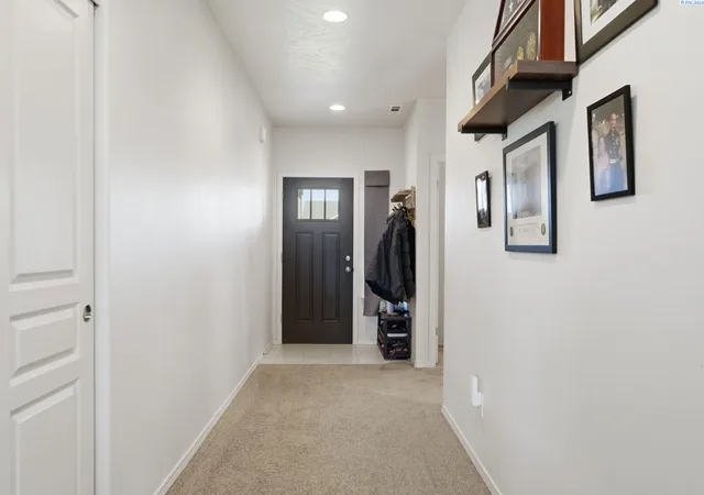 Photo 3 of Single family home for sale at 6205 Rockrose Ln, Pasco, WA 99301 | MLS# PAC297358 | Listing updated on 2026-10-23