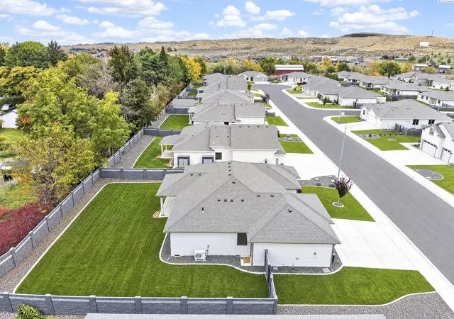 Photo 2 of Single family home for sale at 1629 Livorno Ave, Richland, WA 99352 | MLS# PAC297386 | Listing updated on 2026-10-23