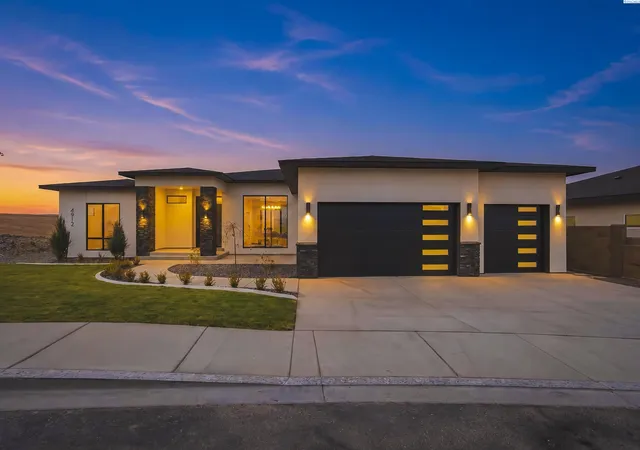 Single family home for sale at 4912 S Olson Ct, Kennewick, WA 99337 | MLS# PAC297387