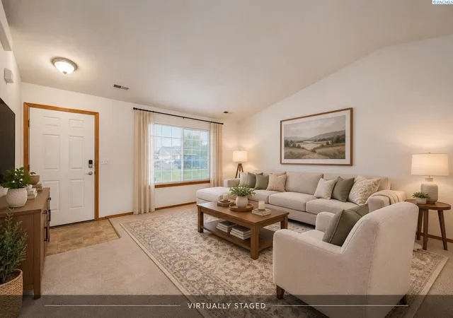 Photo 3 of Single family home for sale at 8110 Canyon Dr, Pasco, WA 99301 | MLS# PAC297391 | Listing updated on 2026-10-23