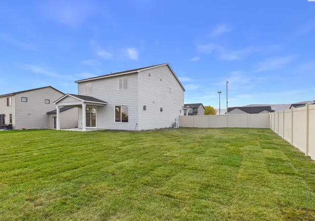 Photo 3 of Single family home for sale at 1410 Jenna, Benton City, WA 99320 | MLS# PAC297418 | Listing updated on 2026-10-27