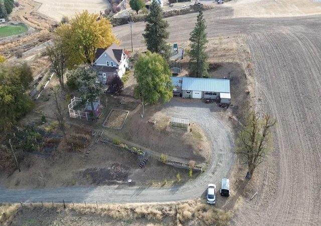 Photo 3 of Single family home for sale at 417 W 7th Street, Rosalia, WA 99170 | MLS# PAC297423 | Listing updated on 2026-10-27