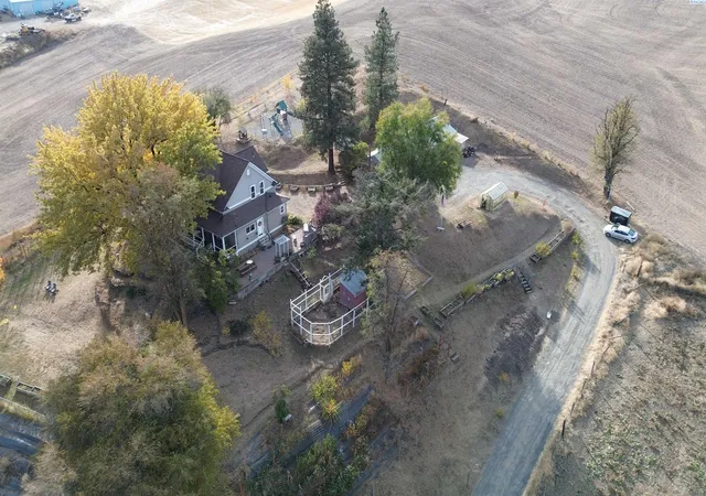 Photo 4 of Single family home for sale at 417 W 7th Street, Rosalia, WA 99170 | MLS# PAC297423 | Listing updated on 2026-10-27