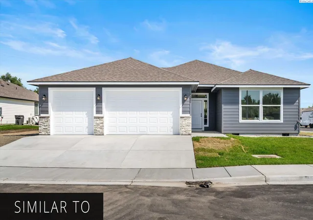Photo 1 of Sale Pending at 3125 S Alaska St, Kennewick, WA 99338 | MLS# PAC297435 | Listing updated on 2026-10-27