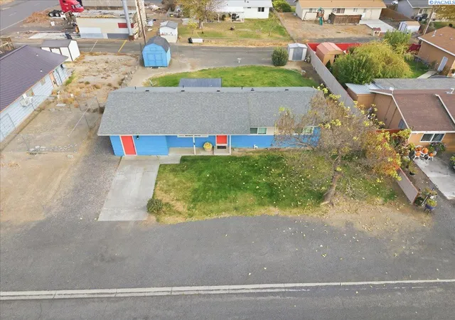 Photo 3 of Single family home for sale at 616 S 5th Avenue, Connell, WA 99326 | MLS# PAC297442 | Listing updated on 2026-10-28