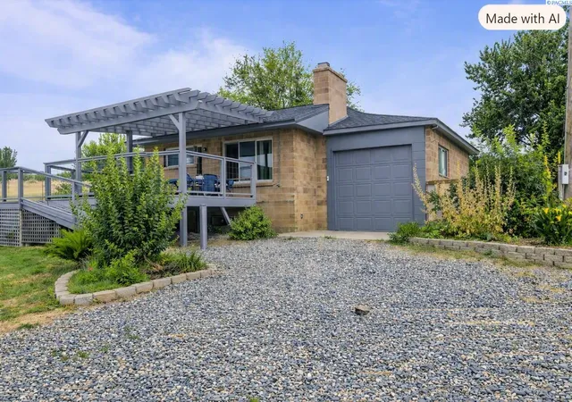 Photo 2 of Single family home for sale at 27504 W Orcutt Rd, Benton City, WA 99320 | MLS# PAC297453 | Listing updated on 2026-10-28