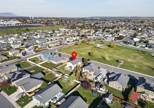 Photo 3 of Single family home for sale at 5706 Sacramento Dr, Pasco, WA 99301 | MLS# PAC297457 | Listing updated on 2026-10-28