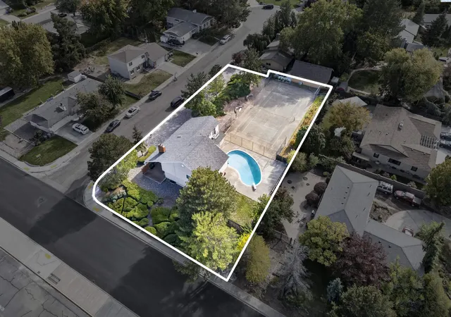 Photo 1 of Single family home for sale at 2541 Granada Ct, Richland, WA 99354 | MLS# PAC297461 | Listing updated on 2026-10-29