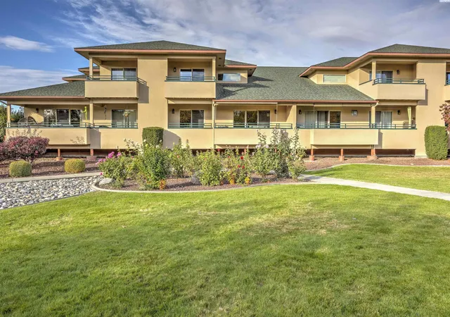 Photo 2 of Condo for sale at 300 Columbia Point Dr B 115, Richland, WA 99352 | MLS# PAC297462 | Listing updated on 2026-10-29