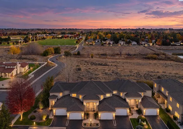Photo 1 of Condo for sale at 643 Hanford St, Richland, WA 99354 | MLS# PAC297464 | Listing updated on 2026-10-28