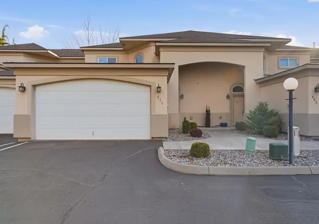 Photo 2 of Condo for sale at 643 Hanford St, Richland, WA 99354 | MLS# PAC297464 | Listing updated on 2026-10-28