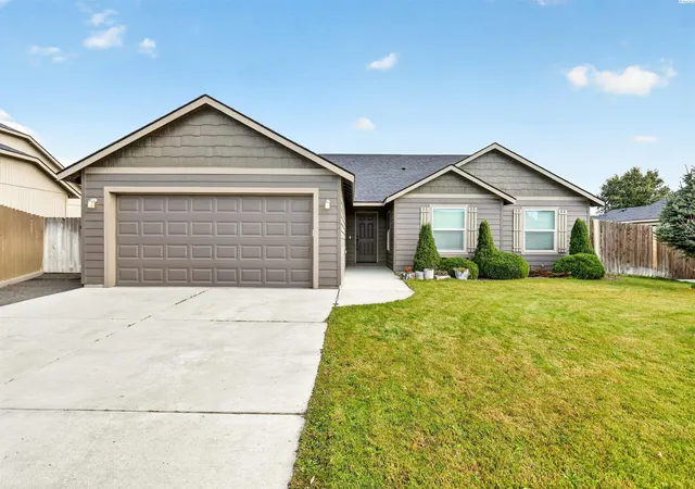 Single family home for sale at 6240 Teak Ln, West Richland, WA 99353 | MLS# PAC297470