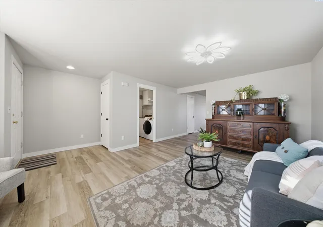 Photo 3 of Single family home for sale at 7903 Saturna Dr, Pasco, WA 99301 | MLS# PAC297483 | Listing updated on 2026-10-29