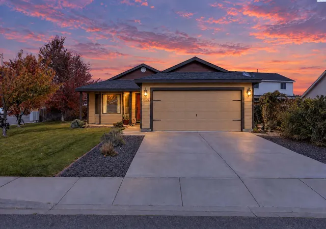 Photo 1 of Single family home for sale at 9619 Welsh Dr, Pasco, WA 99301 | MLS# PAC297490 | Listing updated on 2026-10-30